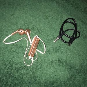 Head phones